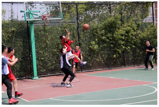 全員健身，這家公司籃球高手多達(dá)30個(gè)？